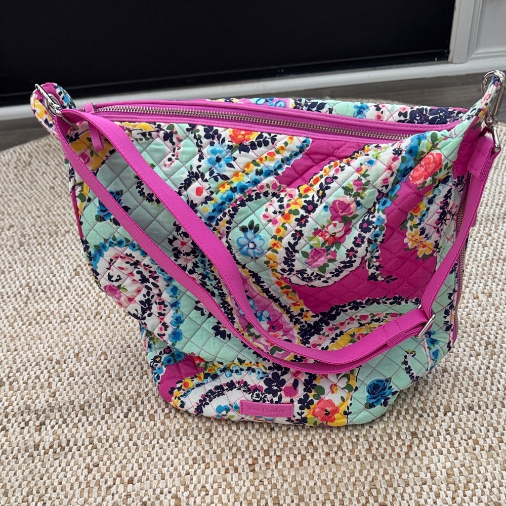 Vera Bradley Pink and Multicolor Floral Quilted Shoulder Bag w/pouch and wallet